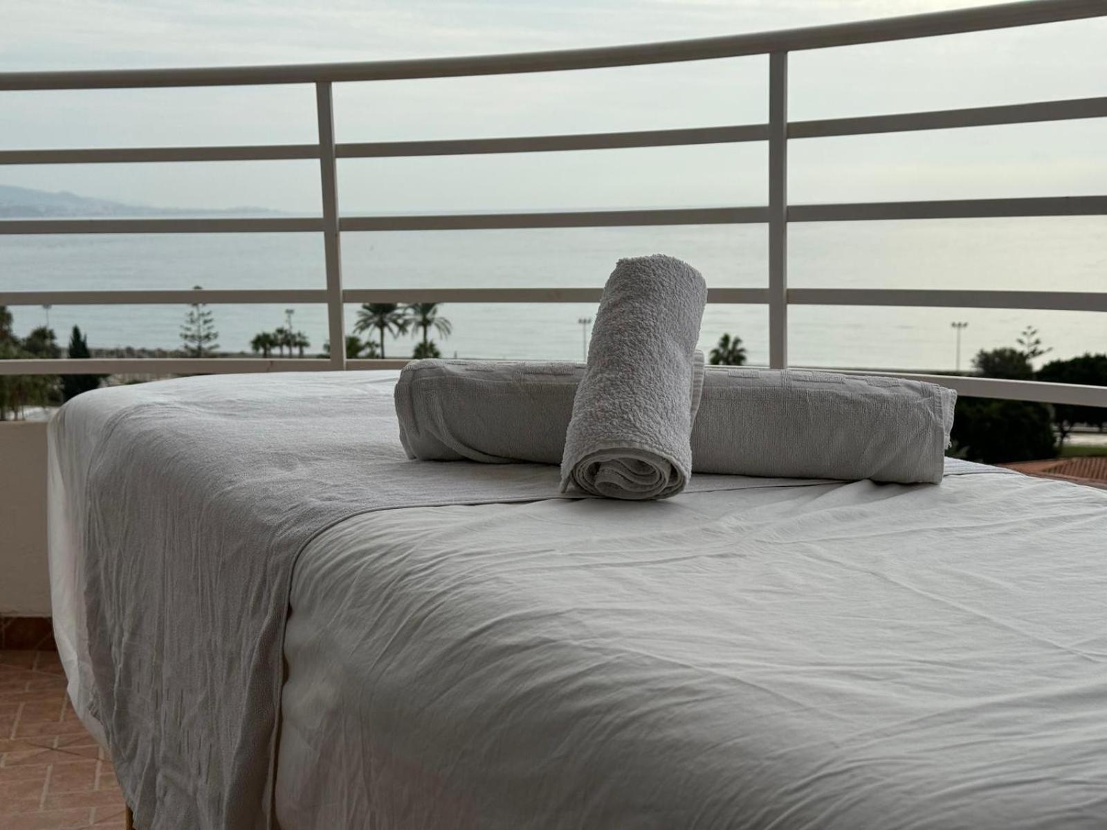 A&N Azucena Apartment Torre Del Mar Bagian luar foto
